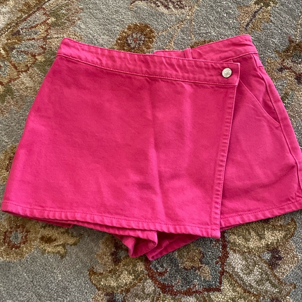 ⭐️ LIKE NEW ⭐️ Gray Labs hot pink denim short / skort, SMALL